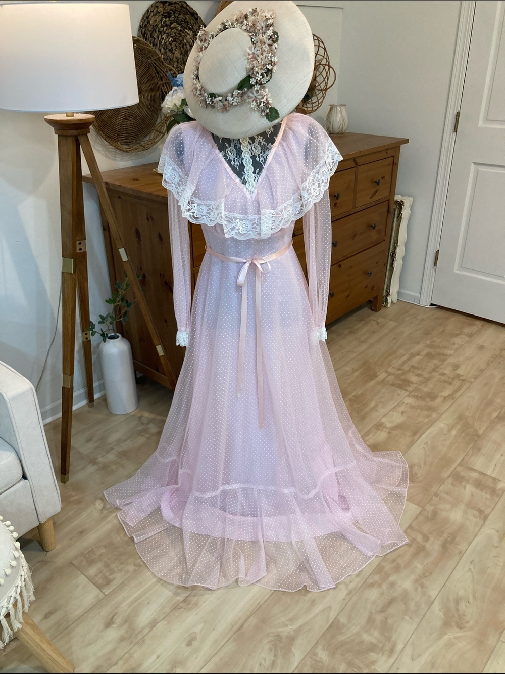 Cottage core vintage prairie style dress